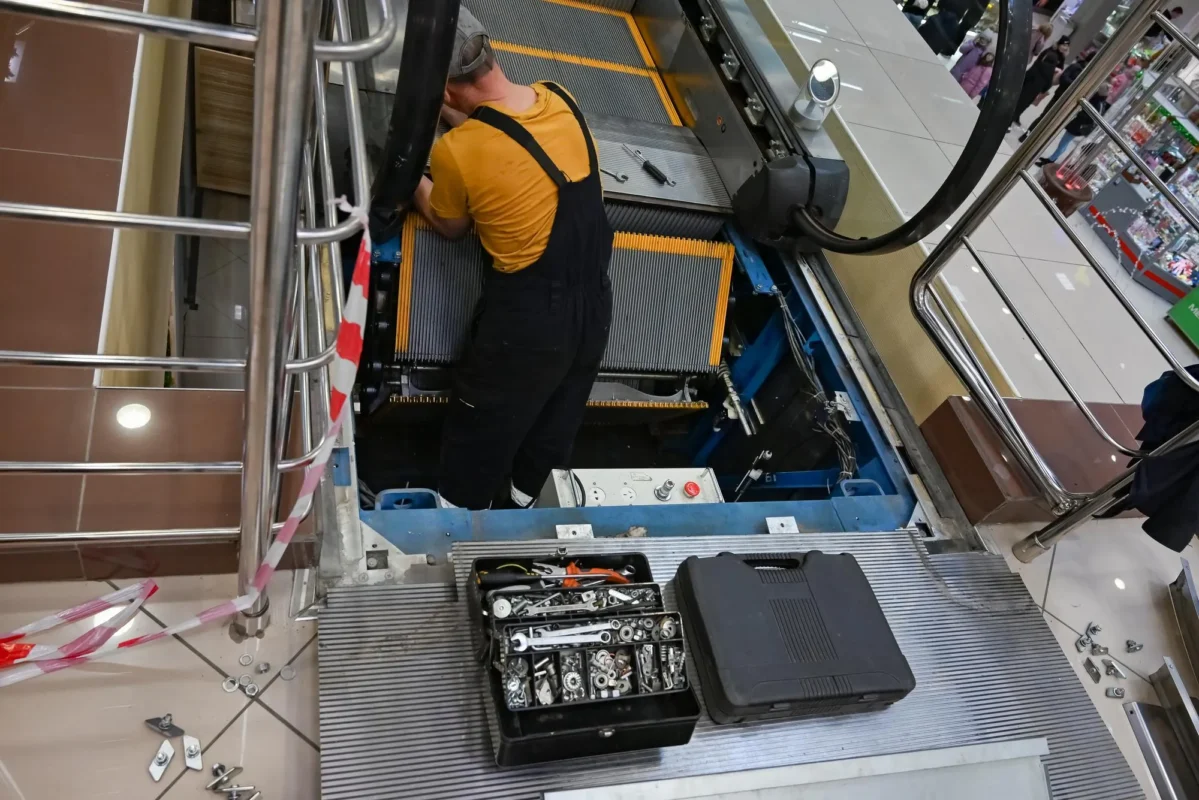 บำรุงรักษาบันไดเลื่อน,บันไดเลื่อน,escalator,hyundai escalator,บันไดเลื่อน ฮุนได,บันไดเลื่อน hyundai,ลิฟต์ hyundai,ลิฟต์,ลิฟต์ ฮุนได,ลิฟต์ hyundai,ตัวแทนจำหน่ายลิฟต์ฮุนได,ตัวแทนจำหน่ายลิฟต์ ฮุนได,ตัวแทนจำหน่ายลิฟต์ hyundai,จำหน่ายลิฟต์ฮุนได,จำหน่ายลิฟต์ hyundai,ขายลิฟต์ฮุนได,ขายลิฟต์ ฮุนได,ซื้อลิฟต์ฮุนได,ซื้อลิฟต์ ฮุนได,hyundai elevator,วัสดุก่อสร้าง,จำหน่ายวัสดุก่อสร้าง,loxley,loxcons